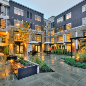 3 bedroom Apartment